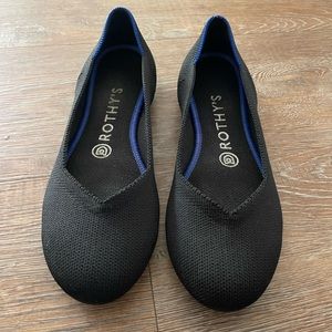 Rothy’s Rounded Toe Black Flat size 7